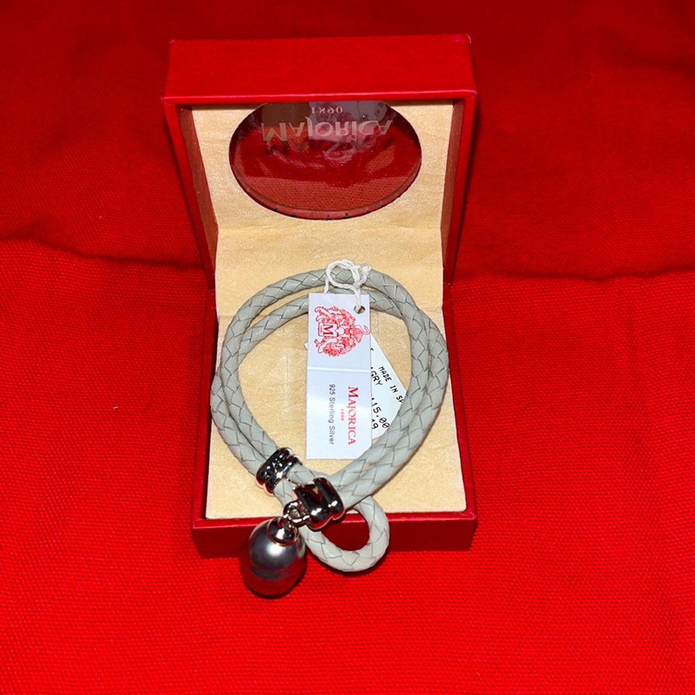 Authentic Majorica Pearl On Gray Leather Bracelet With Tags New Condition